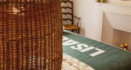 80 m² Vacation Rental + 20 m² Studio - Sleeps 8 - Puy du Fou