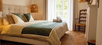 80 m² Vacation Rental + 20 m² Studio - Sleeps 8 - Puy du Fou