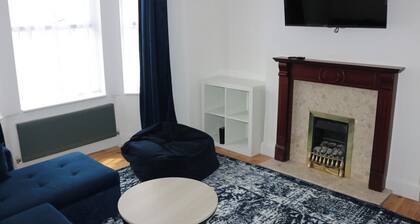 3 Bedroom House, With Free On-site Parking