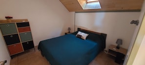 3 Schlafzimmer, Bügeleisen/Bügelbrett, Internetzugang, Bettwäsche
