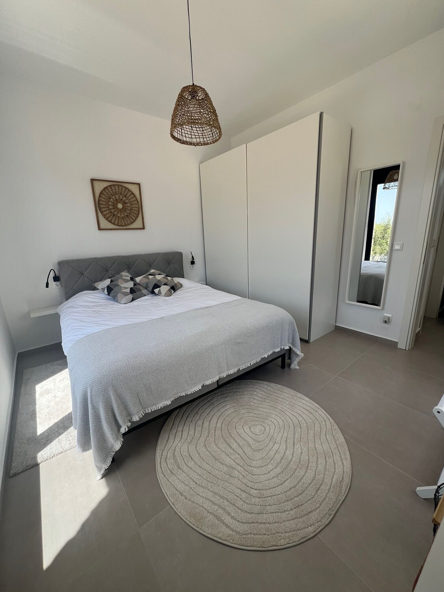 2 bedrooms, in-room safe, iron/ironing board, WiFi (free)
