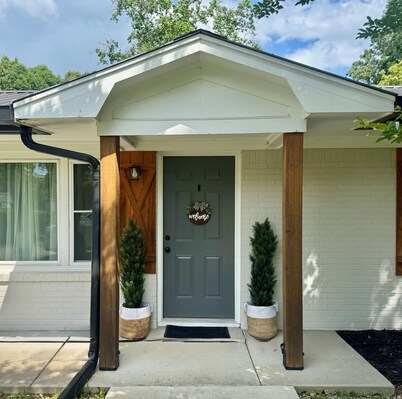 Peaceful 2-bedroom, 1 bath housein charming Lawrenceburg, TN