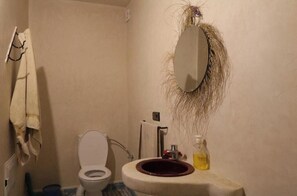 Bathroom - Vrbo Property (Imlil)