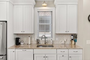 Interior - Why Knot! Stay in boaters paradise (Ottawa)