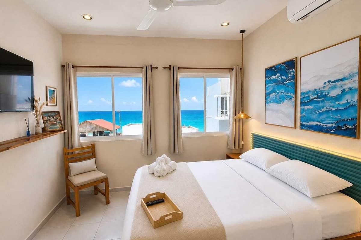 Comfort Double Room, Sea View | Free WiFi, bed sheets