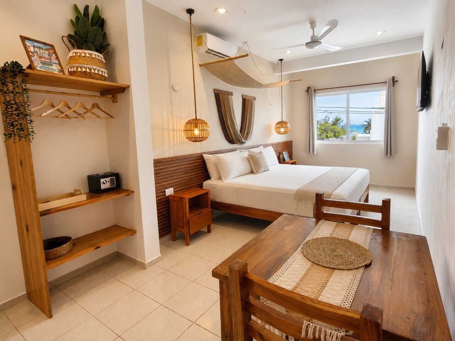 Suite | Free WiFi