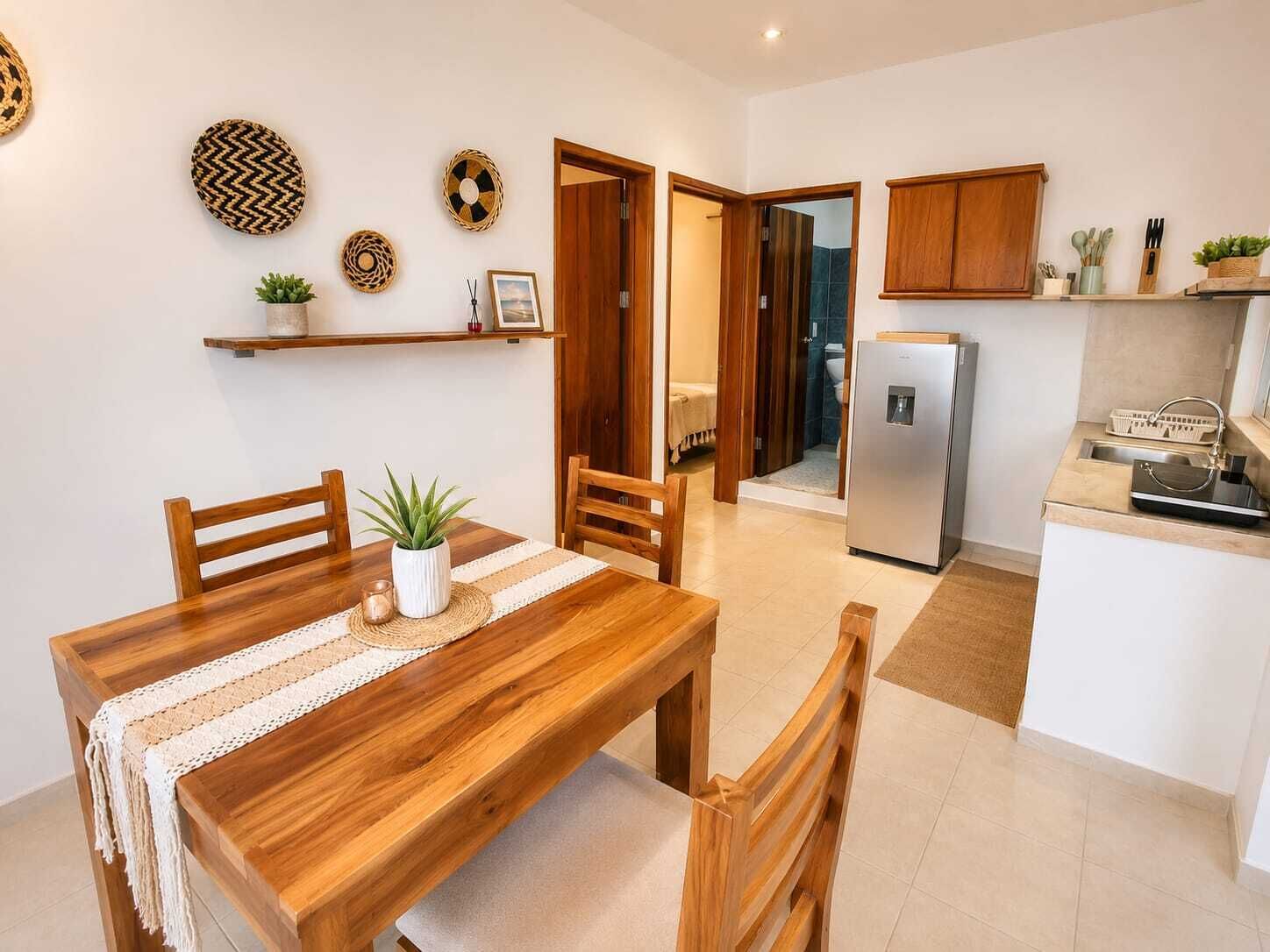 Junior Suite | In-room dining