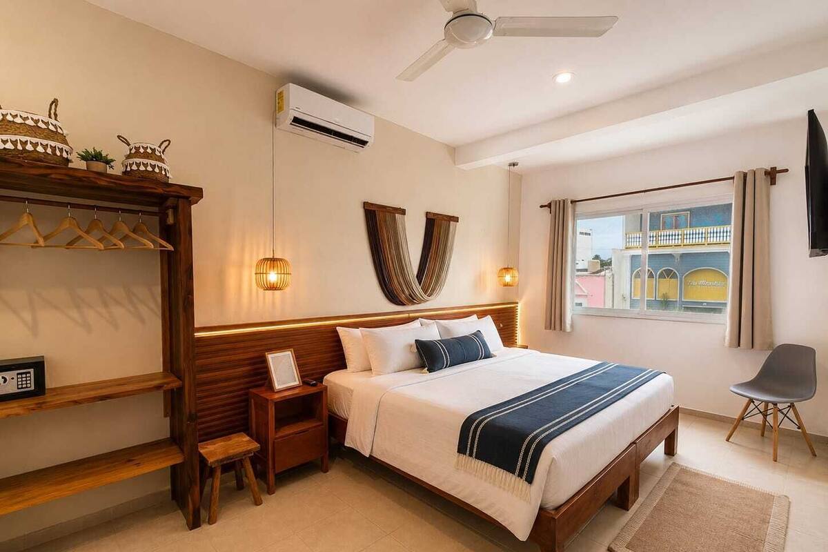 Superior Suite | Free WiFi, bed sheets