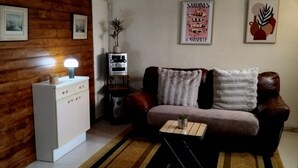Interior - Our apartment welcomes you. Comfort and serenity..... (Bouzais)