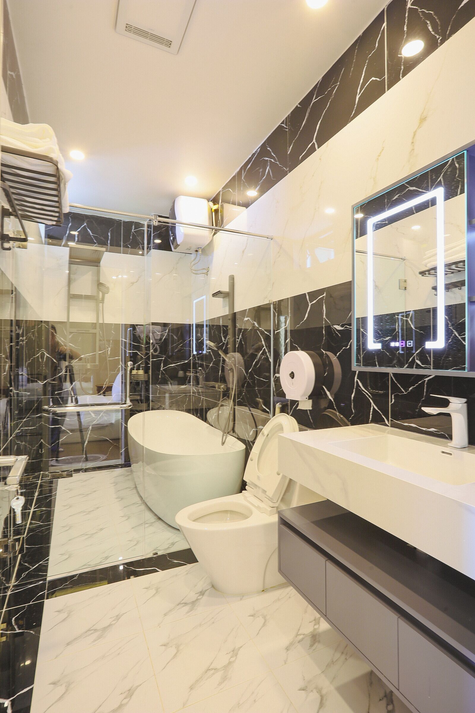Kamar Double Klasik | Kamar mandi | Pengering rambut, handuk, sabun, dan sampo
