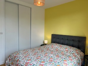 3 Schlafzimmer, Bügeleisen/Bügelbrett, WLAN, Bettwäsche