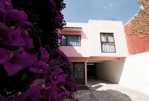 Exterior - Casa Momento. Your Home Away from Home in Metepec for Business Trips and Extended Stays. (Metepec)