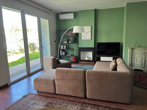 Living area - Casa Barbara, a place where you can feel at home (Sant'Agostino)