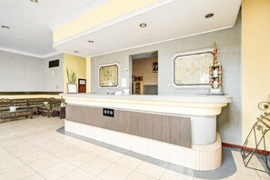 Hus | Reception