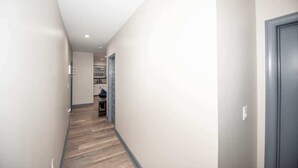 Luokittelematon kuva, 5 kautta 20, painike