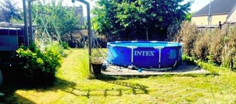 Villa with Air Conditioning, Netflix, and a Pool