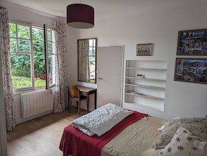 7 Schlafzimmer, Bügeleisen/Bügelbrett, Internetzugang