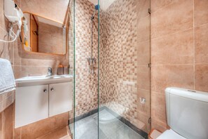 Bathroom - Chic New Appartement Steps from Shops and Restaurants—Your Perfect Urban Retreat (Marrakech)