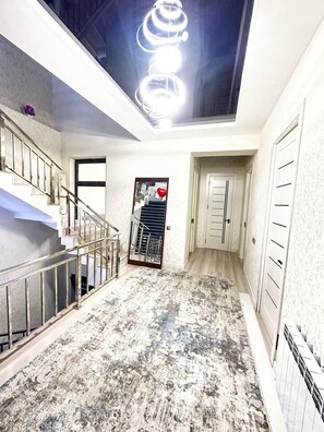 Interior - Cozy 1-bedroom hotel in excellent Tashkent with AC (Tashkent)
