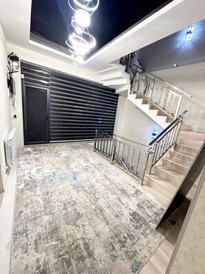 Interior - Cozy 1-bedroom hotel in excellent Tashkent with AC (Tashkent)