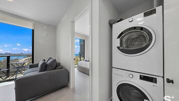 Condo, Balcony, City View | Interior