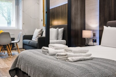 SomersetHouseSuites by Aureva Residences