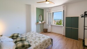 Unclassified image, 4 of 16, button - Apartment Facing the Sea Parking Beach (Porto San Giorgio)