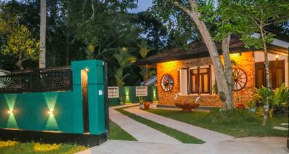 Nature Forest Villa - Peaceful 3 Bedroom Jungle Retreat Near Hikkaduwa Beach