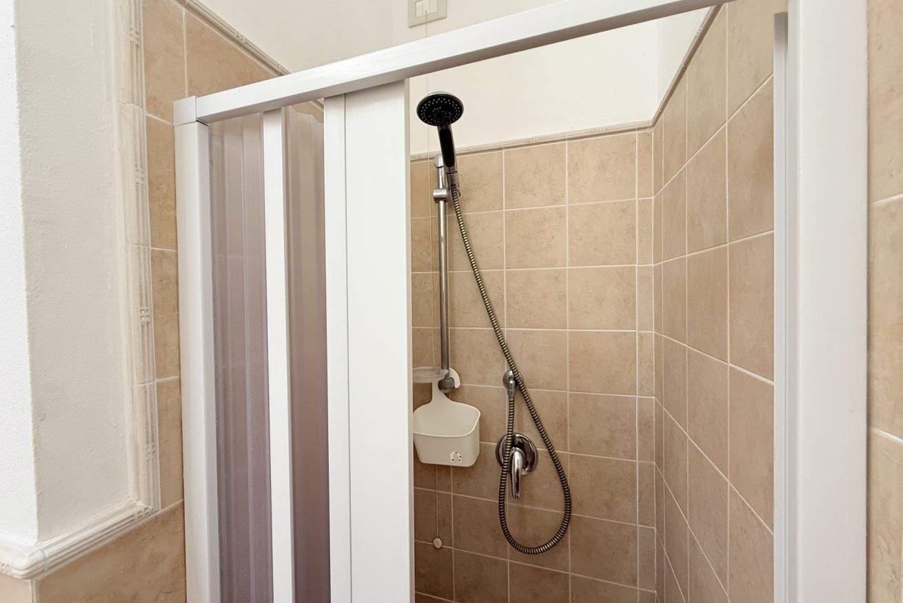 Dusche, Bidet, Handtücher