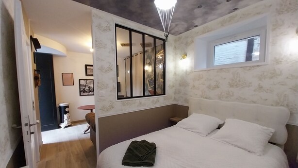 1 habitación y ropa de cama 