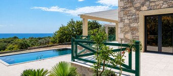 Paštrovići Stone Retreat with Pool,Jacuzzi & Adriatic Sea Views