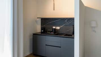 Deluxe room 3, Kitchen, City View