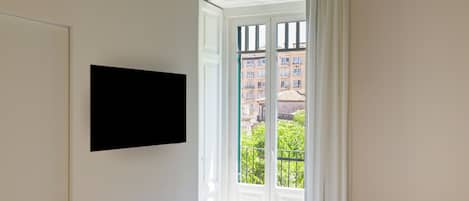 In-room safe, desk, blackout curtains, soundproofing