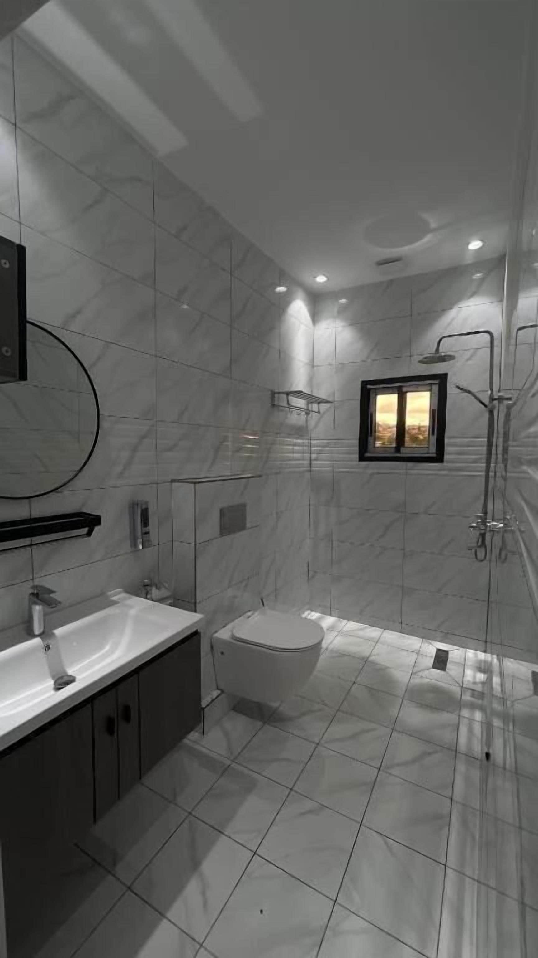 Appartement Deluxe, balcon, vue piscine | Salle de bain | Articles de toilette gratuits, serviettes fournies, savon, shampoing