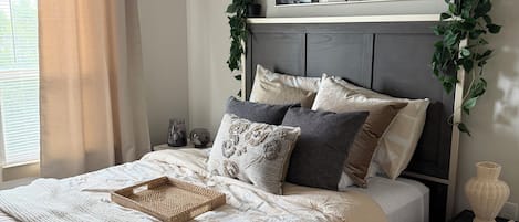 2 chambres, fer et planche à repasser, Wi-Fi gratuit, draps fournis