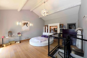 7 Schlafzimmer, Bügeleisen/Bügelbrett, WLAN, Bettwäsche