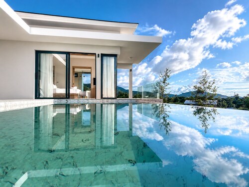 The Salin Seaview Villas by Homelink