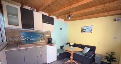 Spacious 2-Bedroom Apartment with Garden in Central Tsarevo – Walk to Beaches