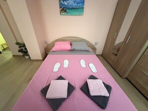 2 chambres, Wi-Fi, draps fournis