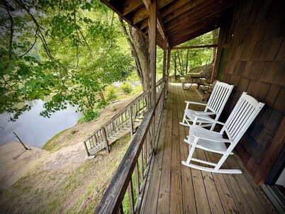 Traveler's Rest Cabin - 1 Bedroom - Dog Friendly