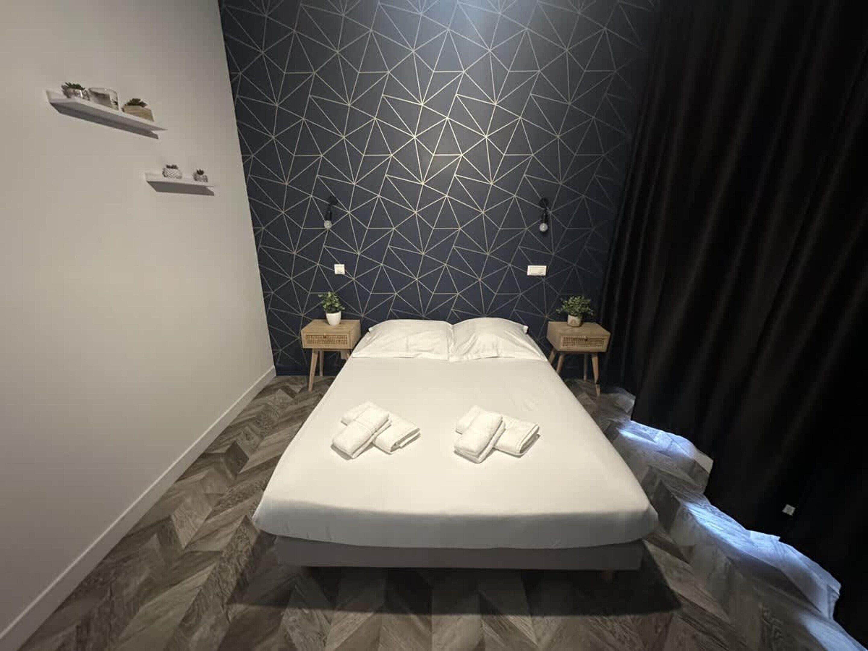Apartment | 1 bedroom, bed sheets