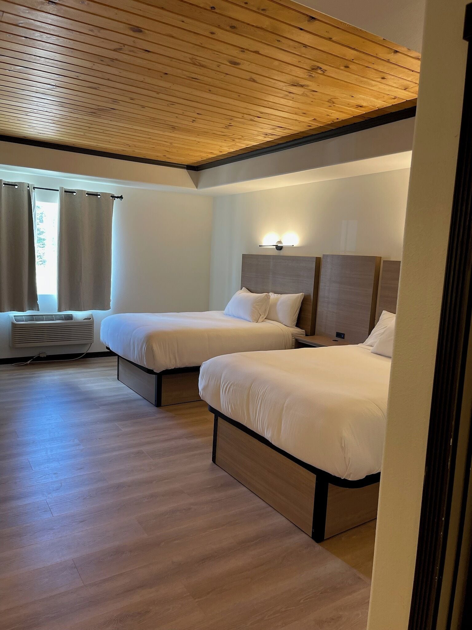 Double Room | Desk, laptop workspace, WiFi (free)