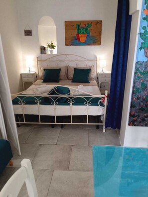 Room - Charming vacation home in the heart of Ostuni, just a short walk from downtown (Ostuni)