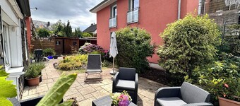 Bugblick Apartment, cozy terrace with a grill