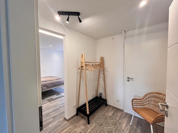 2 bedrooms, Internet, bed sheets