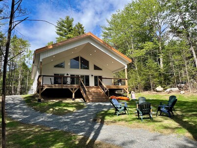Beaverdam Lakeside Retreat - Pet & Family Friendly