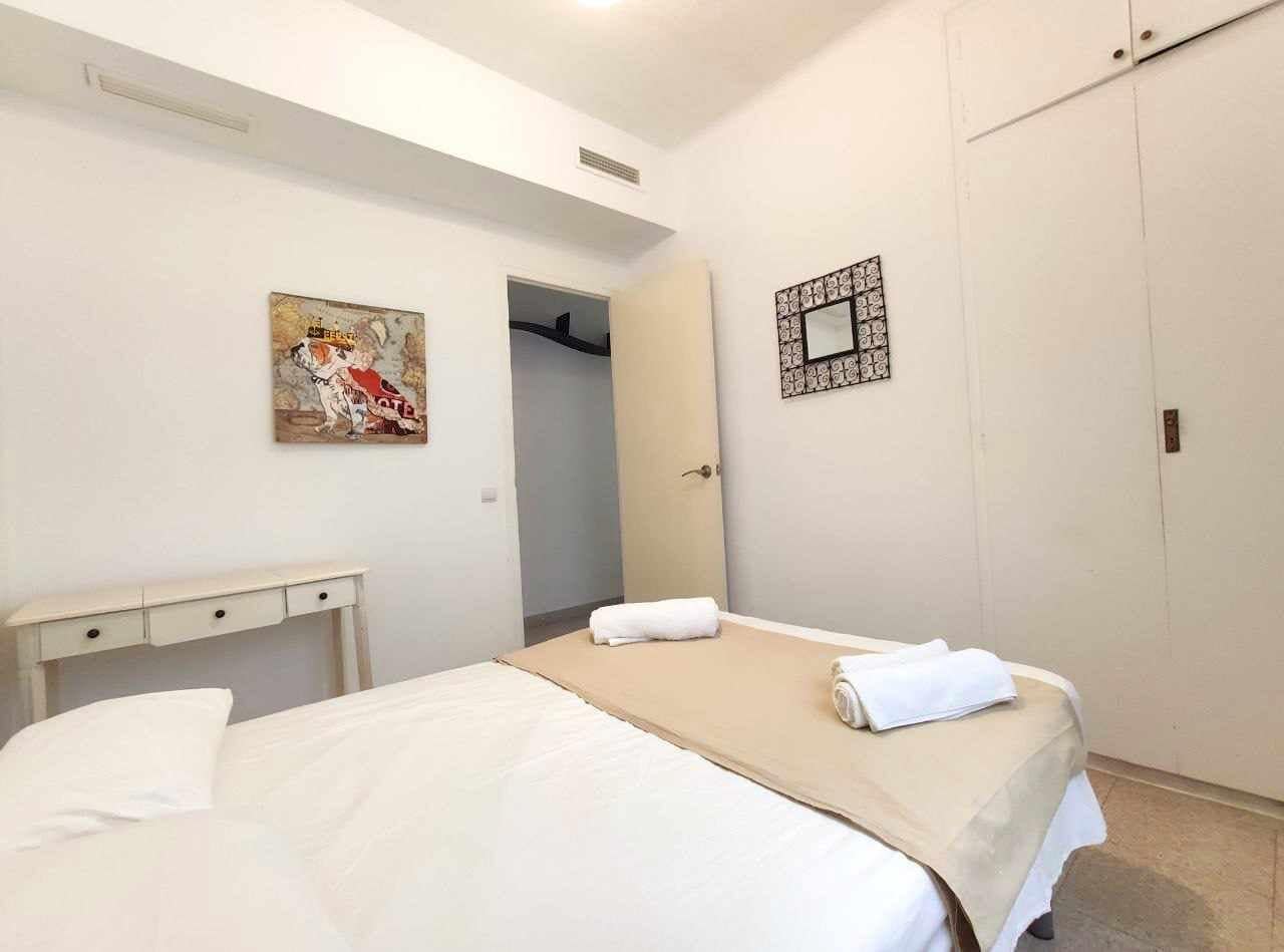Apartamento, 3 habitaciones, fumadores, vistas a la ciudad | 4 dormitorios