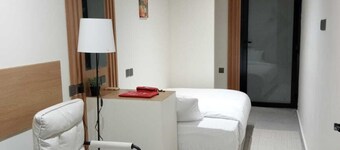 Beautiful studio with AC in charming Unayzah
