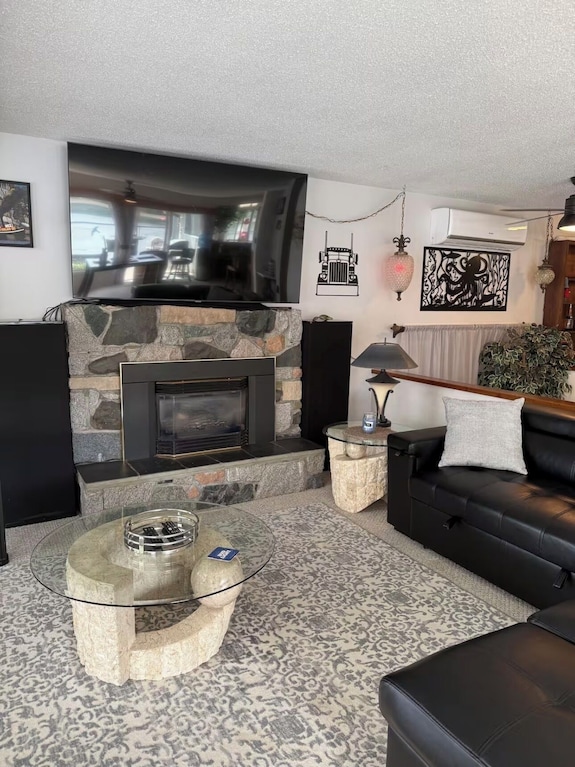 Trails End Beach House-upper Suite - Chemainus