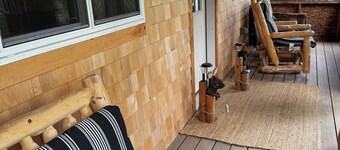 Beautiful 2 bedroom camp with all the amenities of home sleeps 13